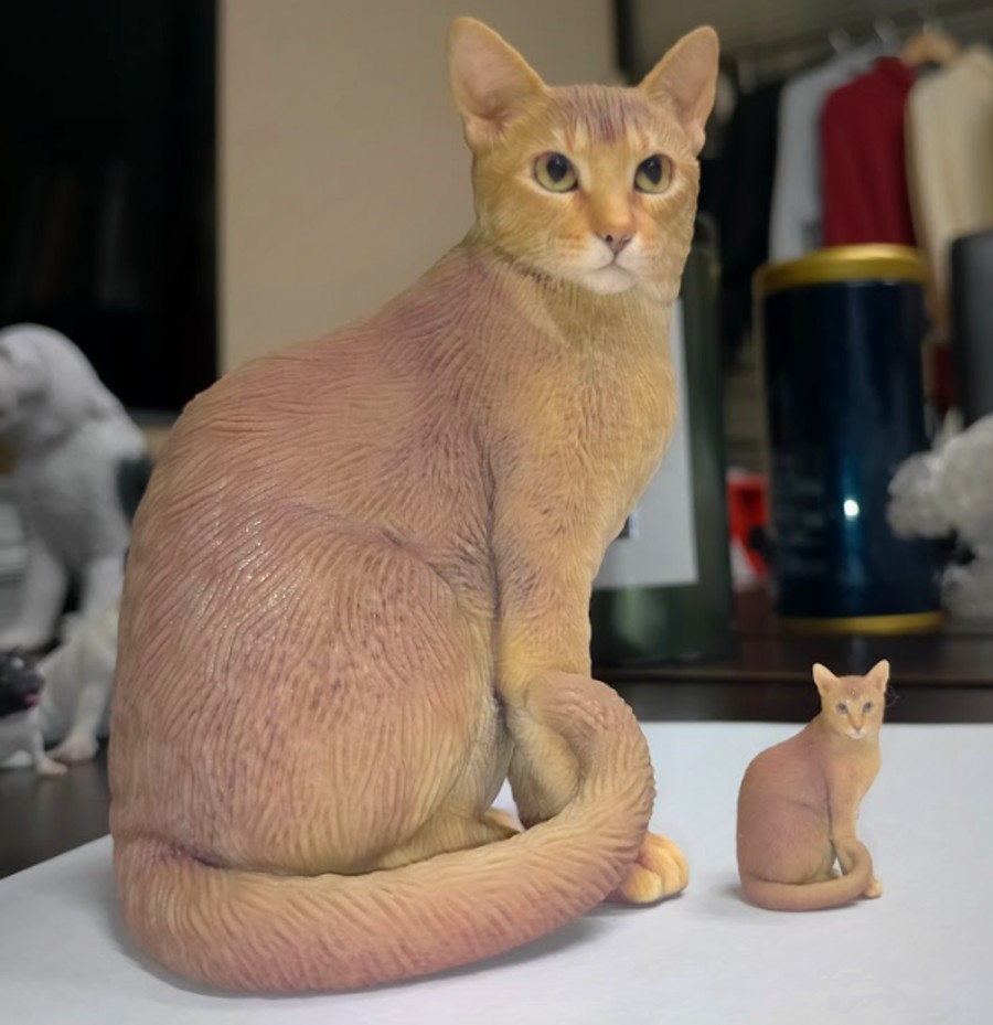 茶猫の3Dフィギュア（大・小）